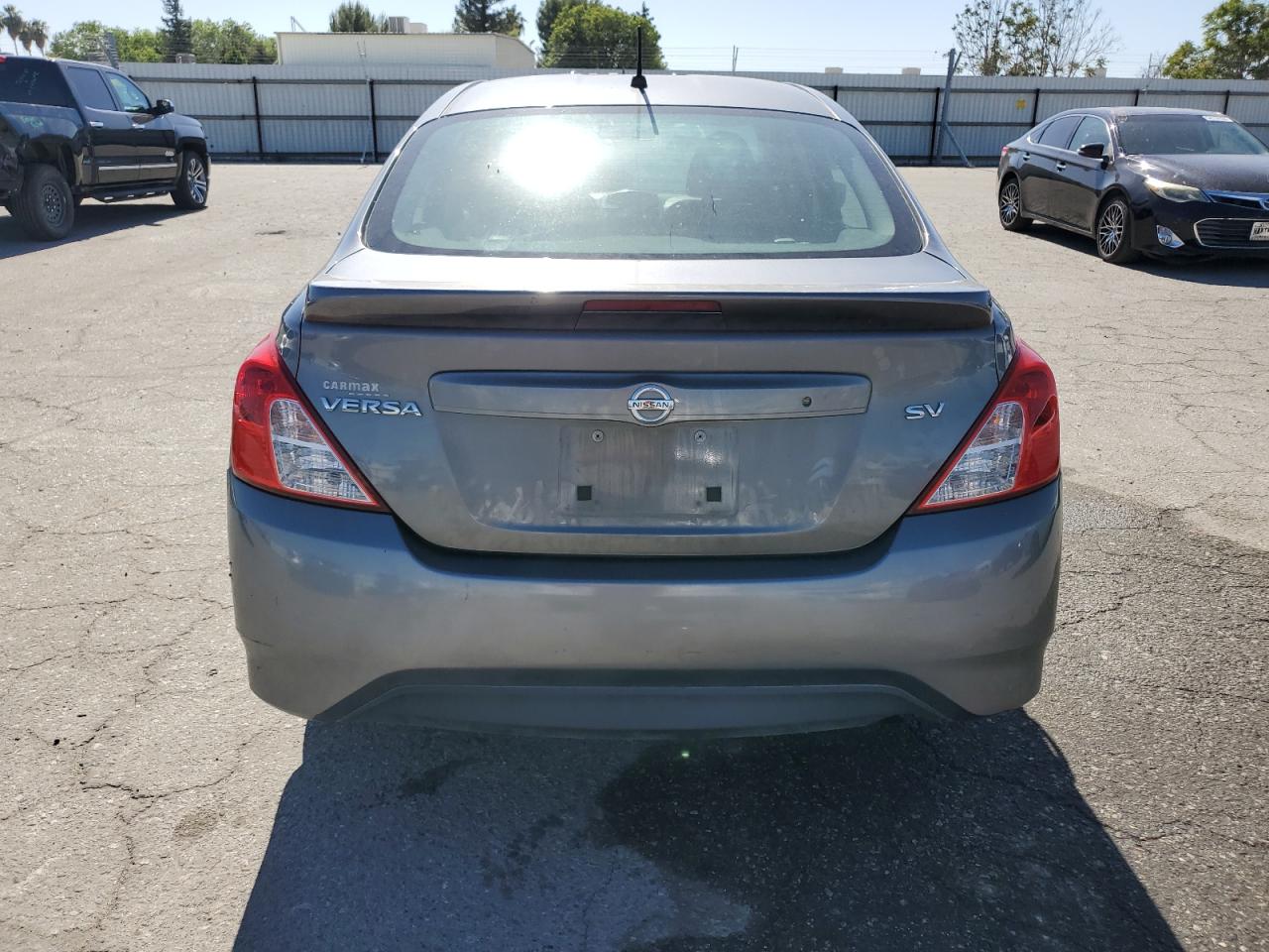 3N1CN7AP9HL894987 2017 Nissan Versa S