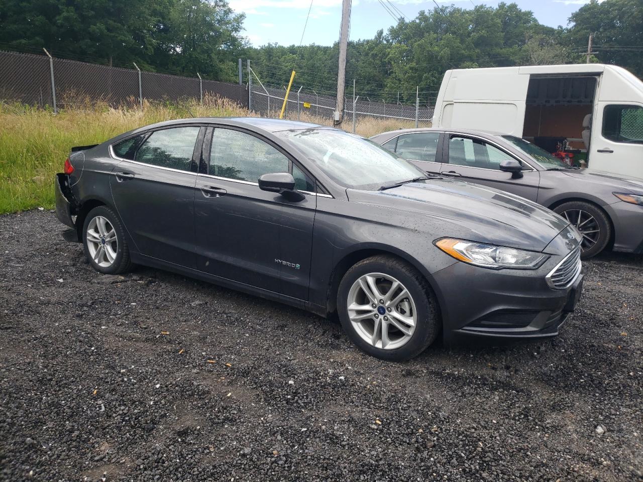 2018 Ford Fusion S Hybrid vin: 3FA6P0UU2JR142327