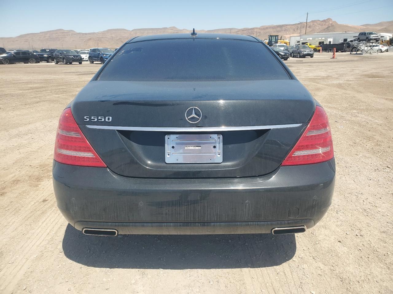 2013 Mercedes-Benz S 550 vin: WDDNG7DB0DA497918