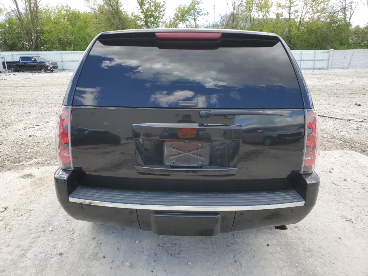 1GKUKEEF3AR284523 2010 GMC Yukon Denali