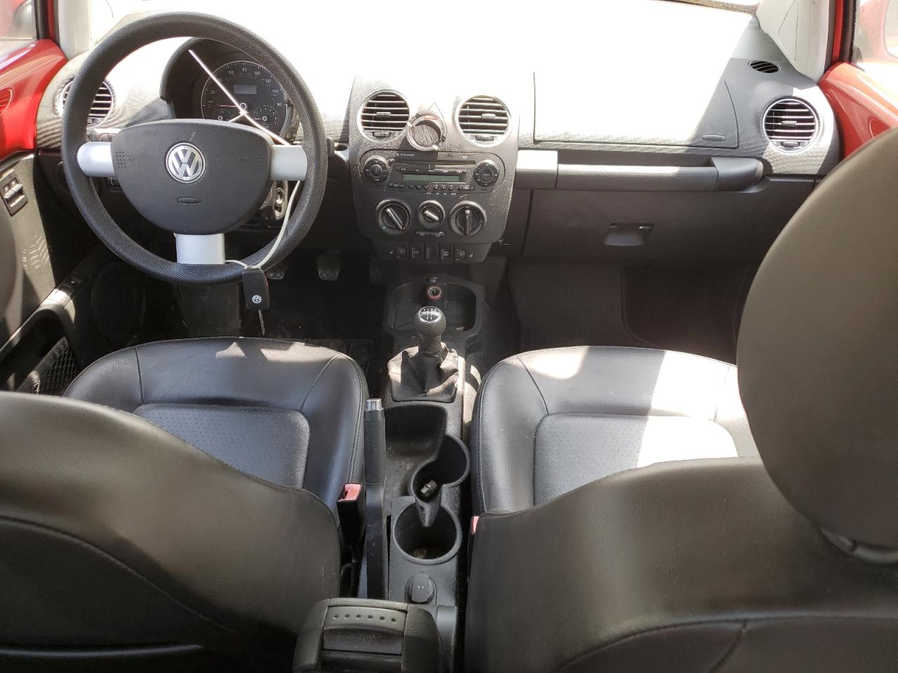 3VWPW31C88M516281 2008 Volkswagen New Beetle S