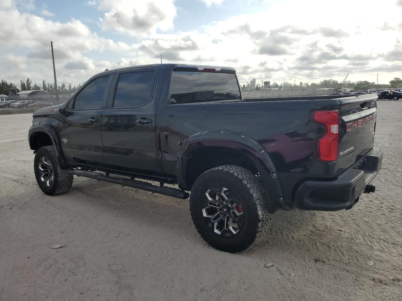 3GCUYEED5KG100757 2019 Chevrolet Silverado K1500 Rst