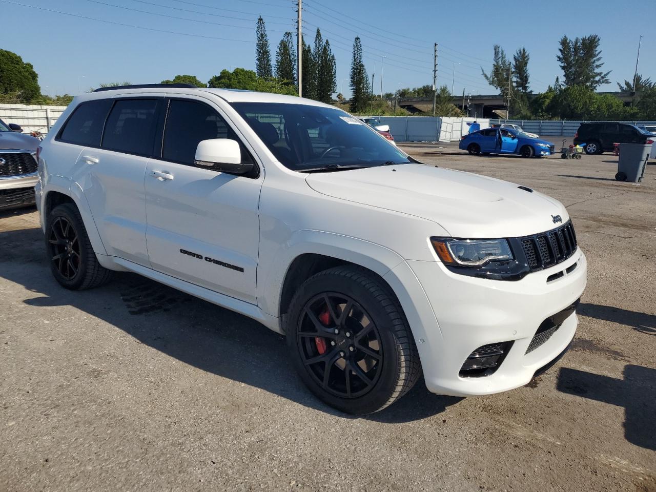 1C4RJFDJ6JC210998 2018 Jeep Grand Cherokee Srt-8