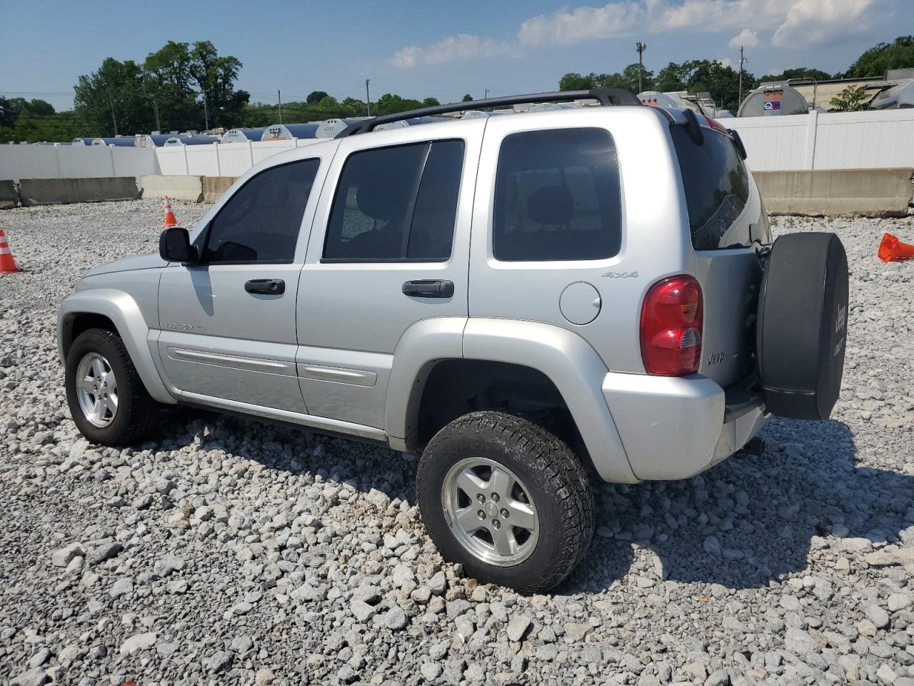 1J4GL58K82W216164 2002 Jeep Liberty Limited