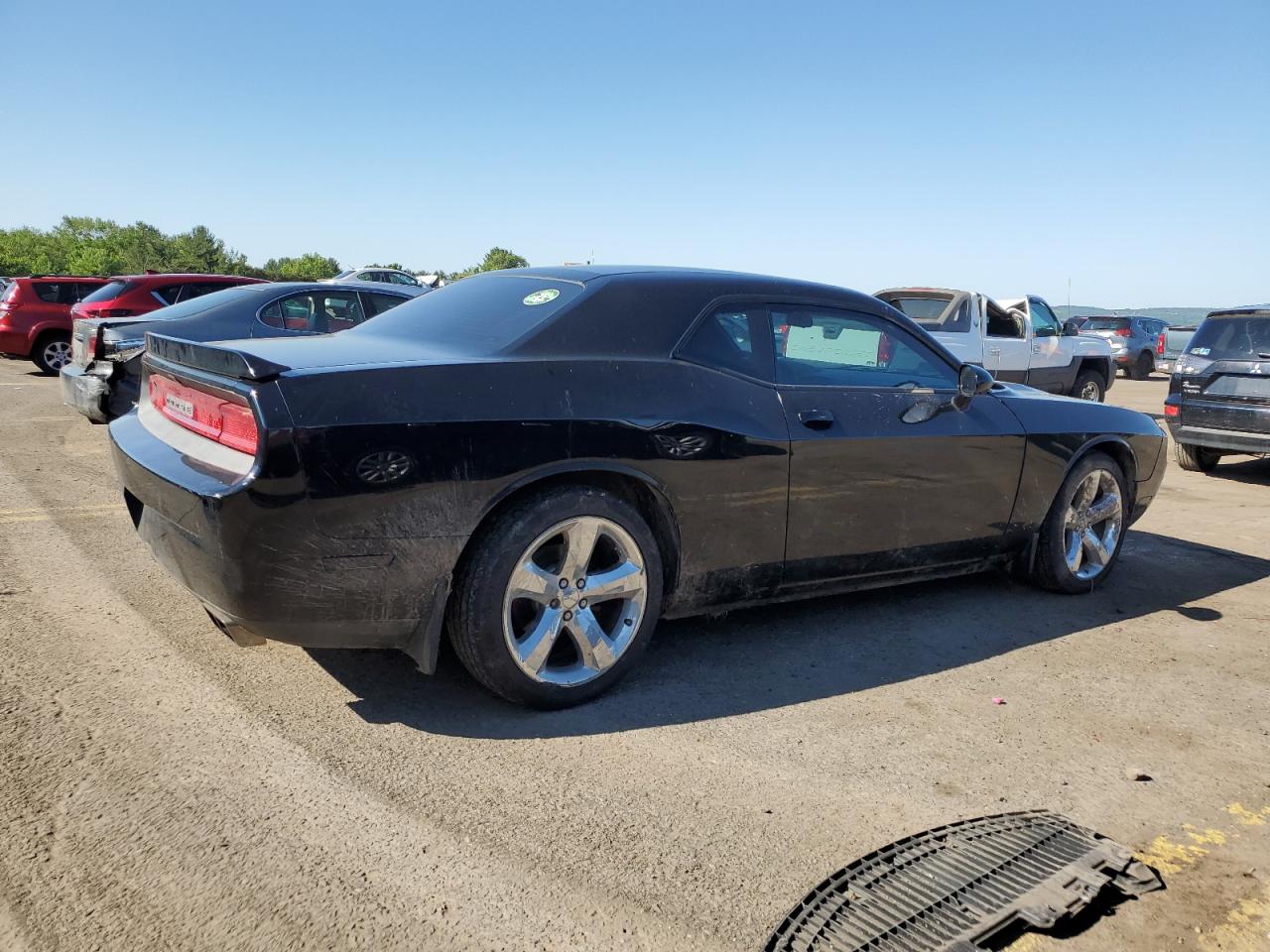 2B3CJ4DG2BH604075 2011 Dodge Challenger