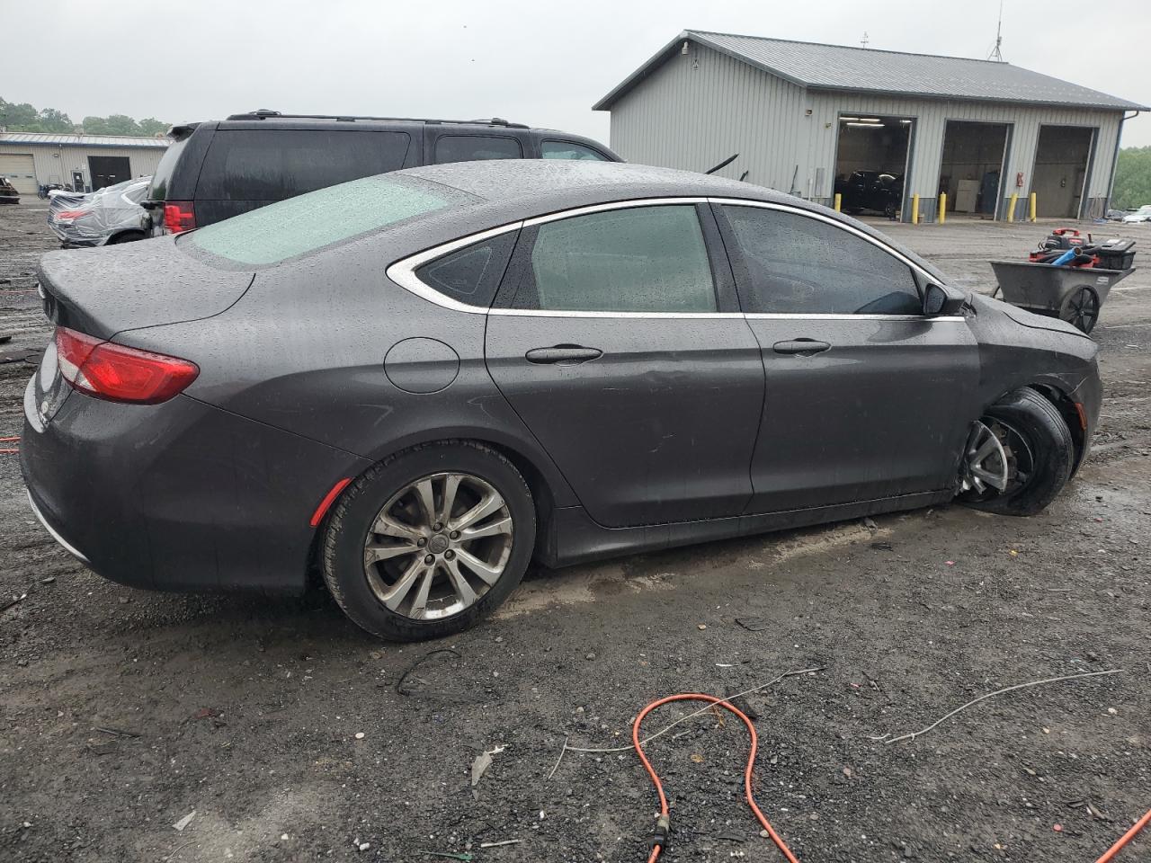 1C3CCCAB7FN632502 2015 Chrysler 200 Limited