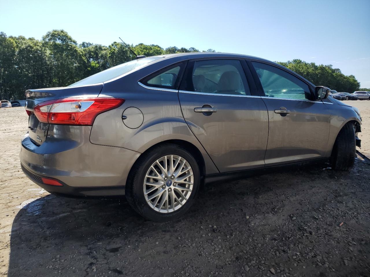 2012 Ford Focus Sel vin: 1FAHP3H25CL413255