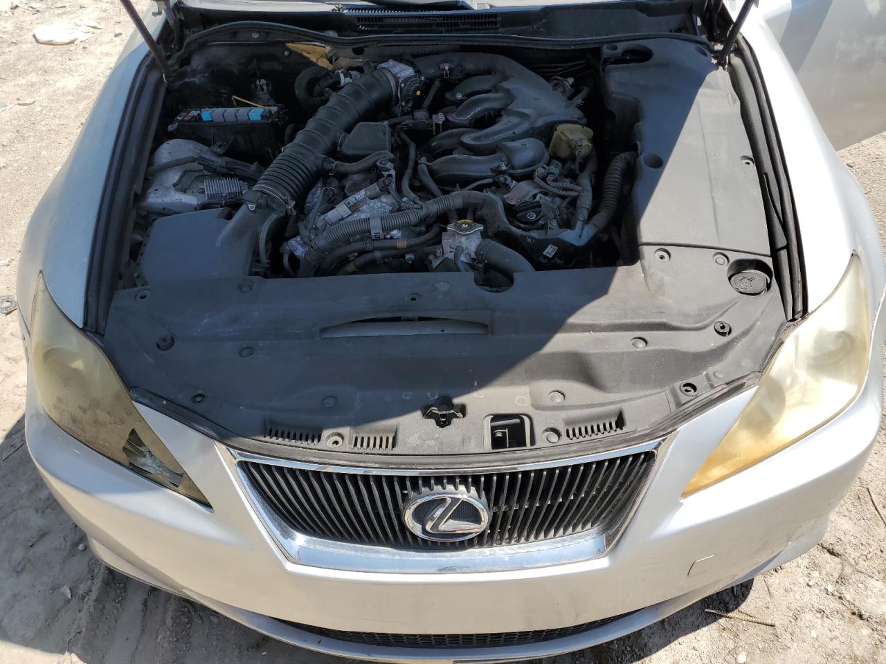 JTHBK262885084220 2008 Lexus Is 250