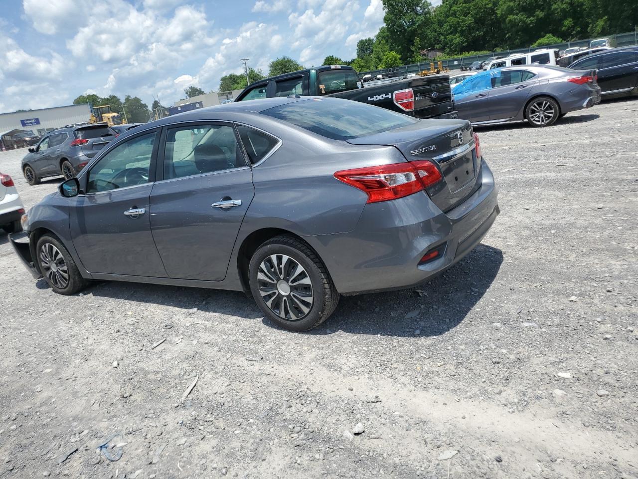 2017 Nissan Sentra S vin: 3N1AB7APXHL671714