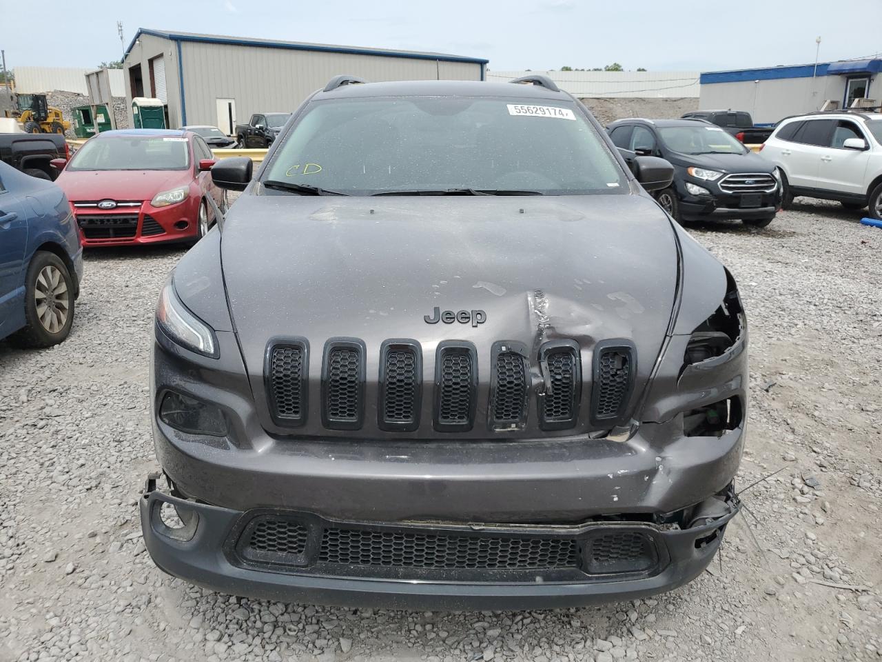 2018 Jeep Cherokee Latitude vin: 1C4PJLCB8JD518426