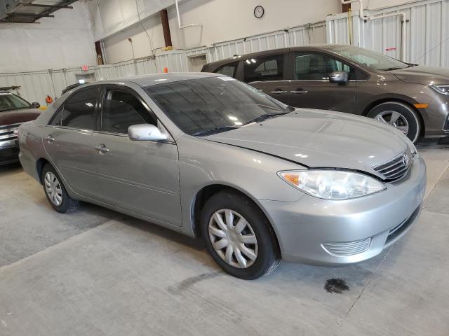 2005 Toyota Camry Le VIN: 4T1BE30KX5U556082 Lot: 55151464