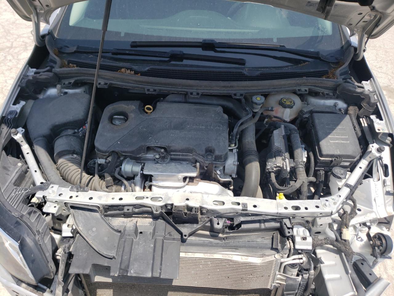 3G1BE6SM1JS631596 2018 Chevrolet Cruze Lt