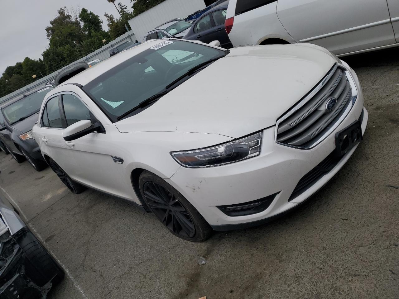 1FAHP2E84GG139015 2016 Ford Taurus Sel