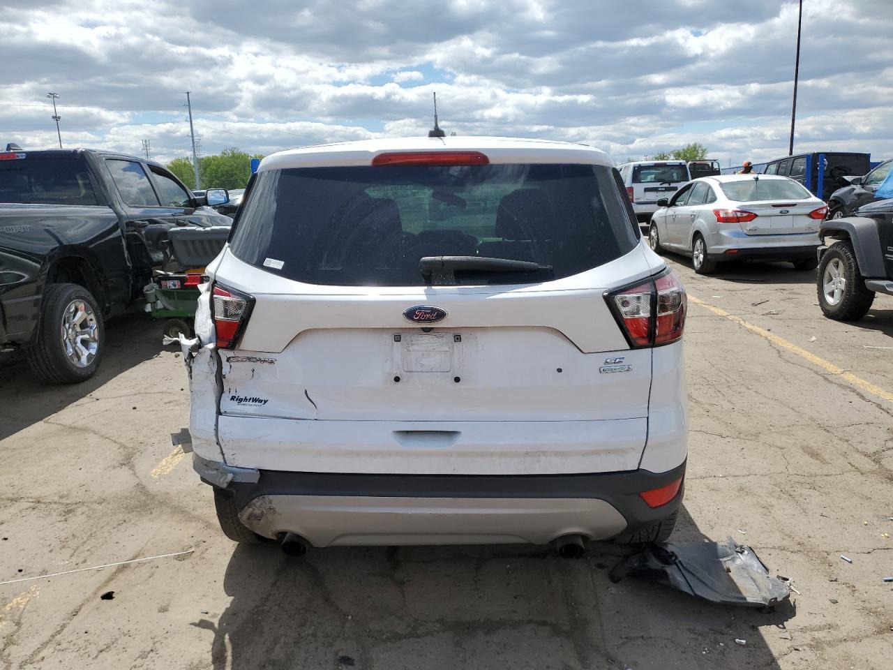 2017 Ford Escape Se vin: 1FMCU0GDXHUD12983