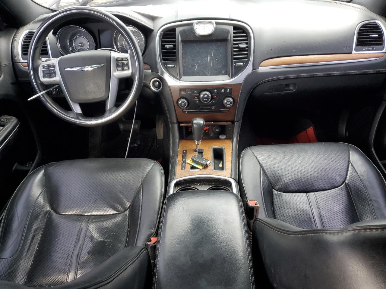 2C3CCAJT0DH621859 2013 Chrysler 300C Varvatos