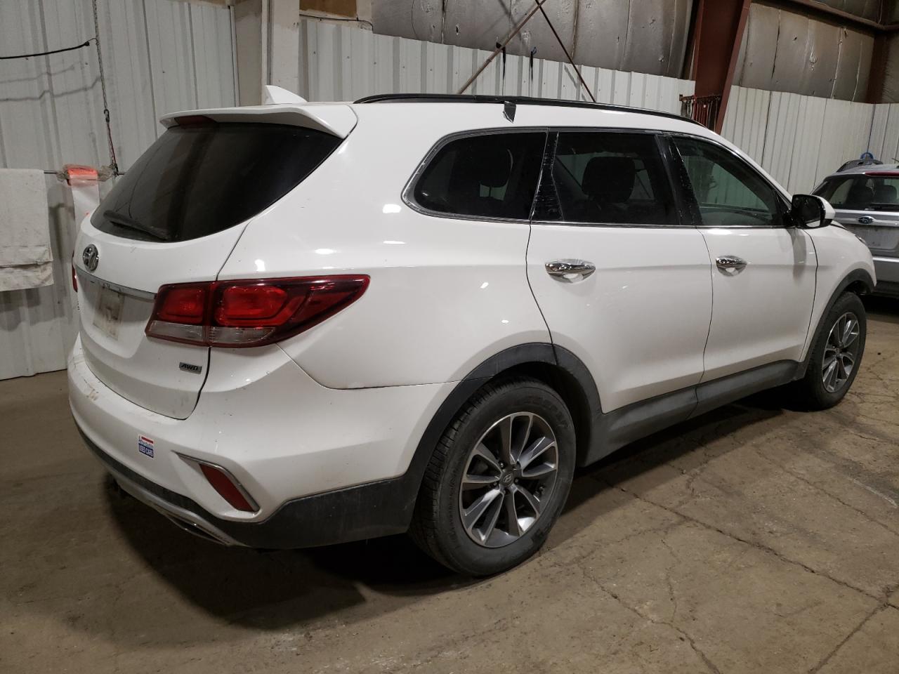 2017 Hyundai Santa Fe Se vin: KM8SMDHF2HU166968