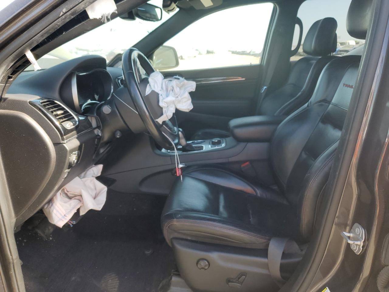 1C4RJFLGXKC584652 2019 Jeep Grand Cherokee Trailhawk