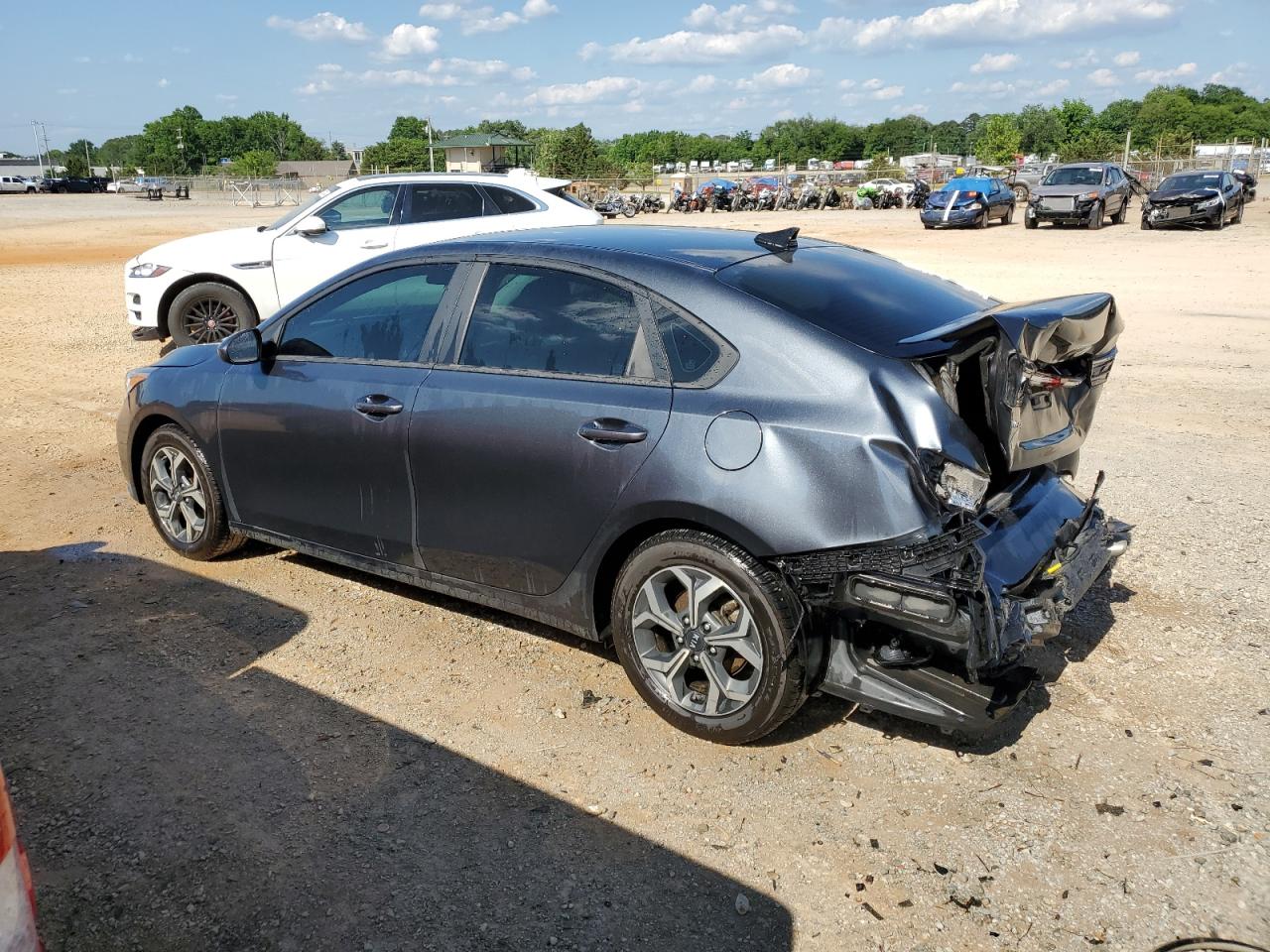 2021 Kia Forte Fe vin: 3KPF24AD8ME348140