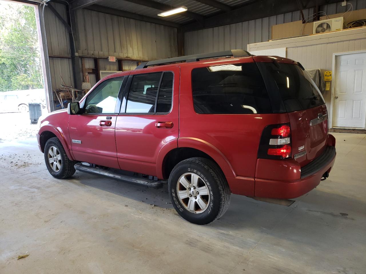 1FMEU73E77UB22041 2007 Ford Explorer Xlt