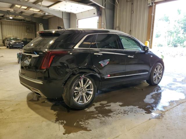  CADILLAC XT5 2023 Чорний