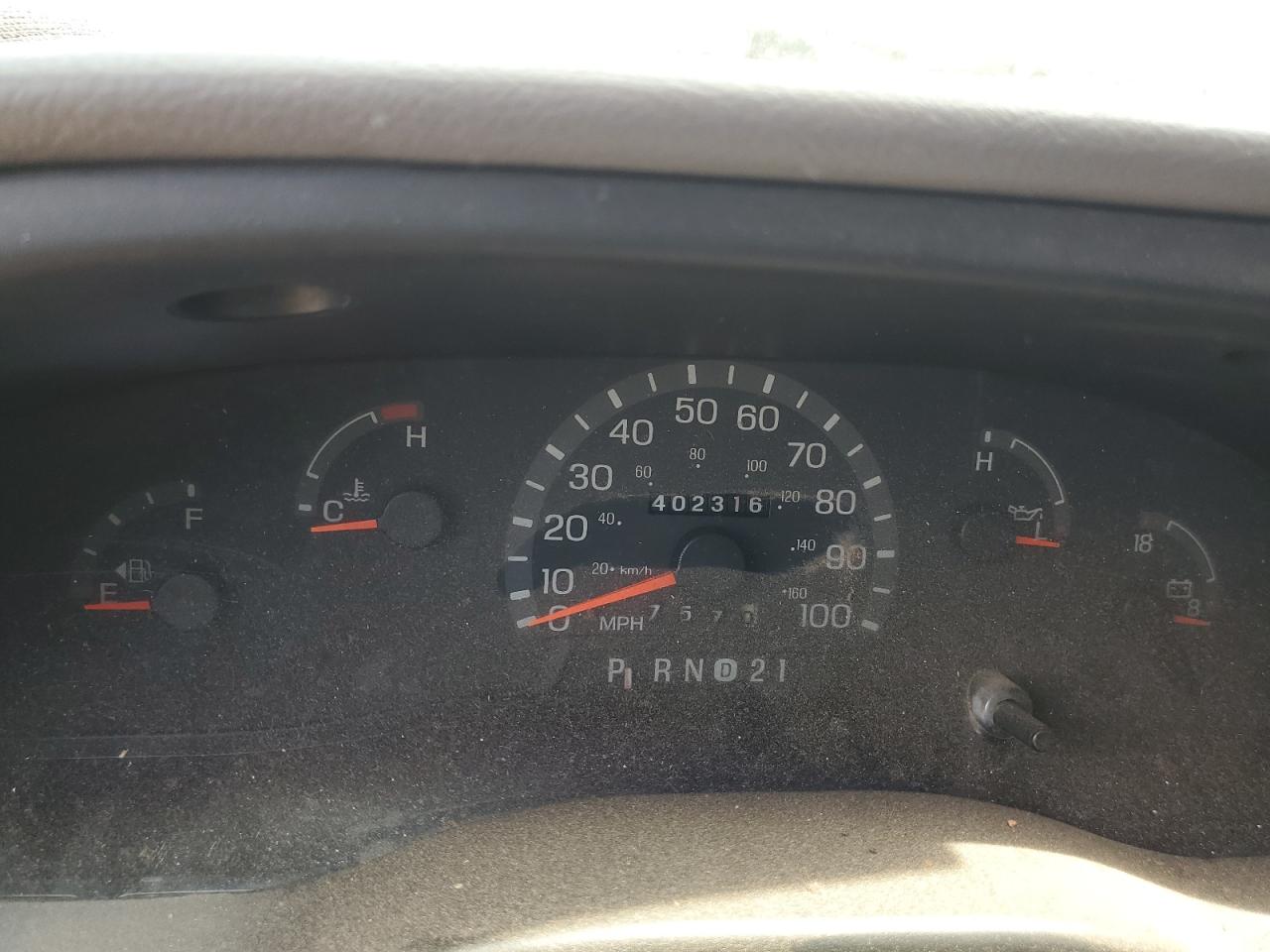 1FTPE24L7XHB94585 1999 Ford Econoline E250 Van