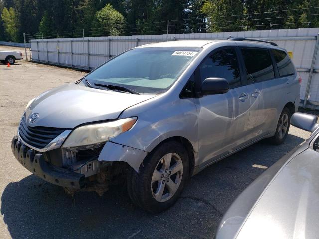 Lot #2536229589 2014 TOYOTA SIENNA LE salvage car