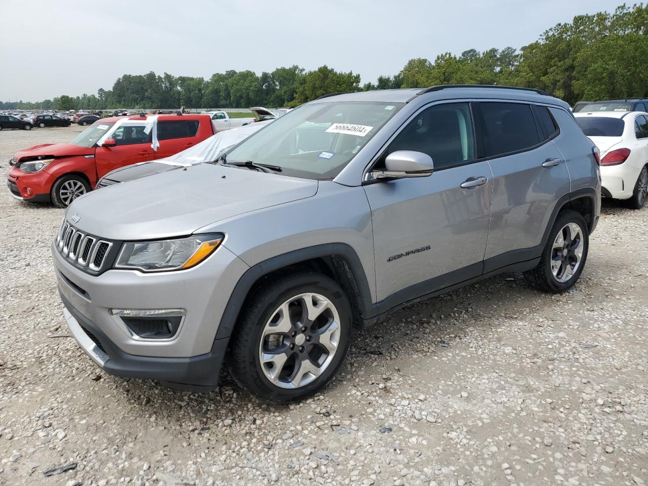 3C4NJCCB8KT660178 2019 Jeep Compass Limited