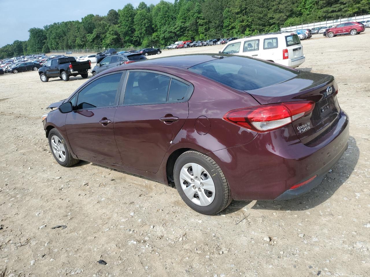 2017 Kia Forte Lx vin: 3KPFK4A7XHE118261