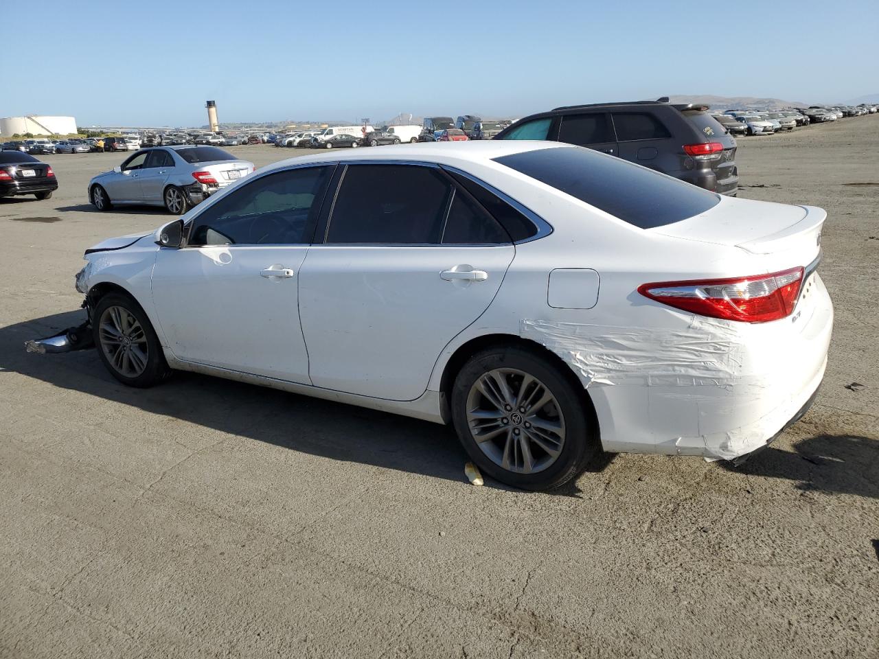 4T1BF1FK6FU921951 2015 Toyota Camry Le