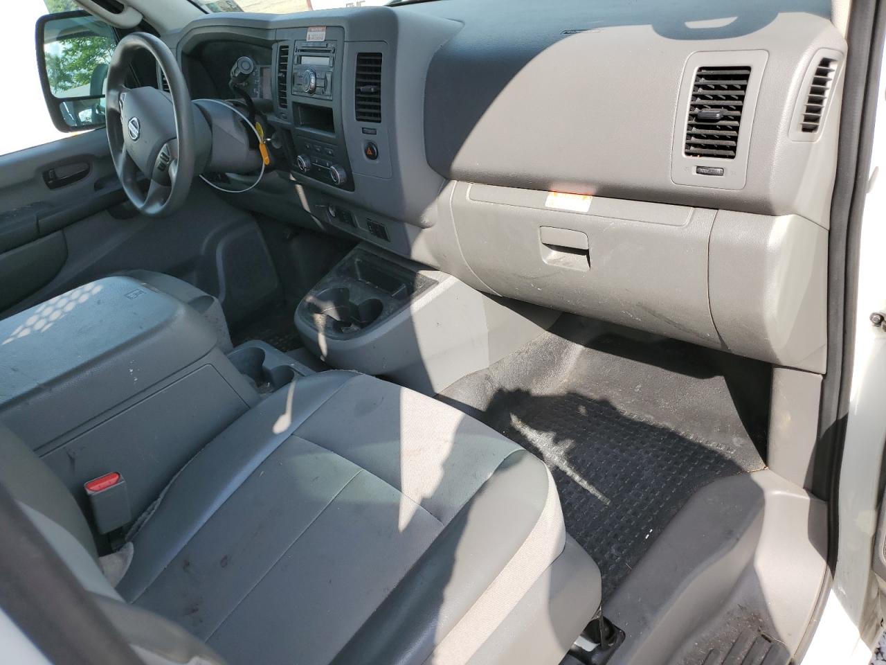 1N6BF0LX3EN103257 2014 Nissan Nv 2500