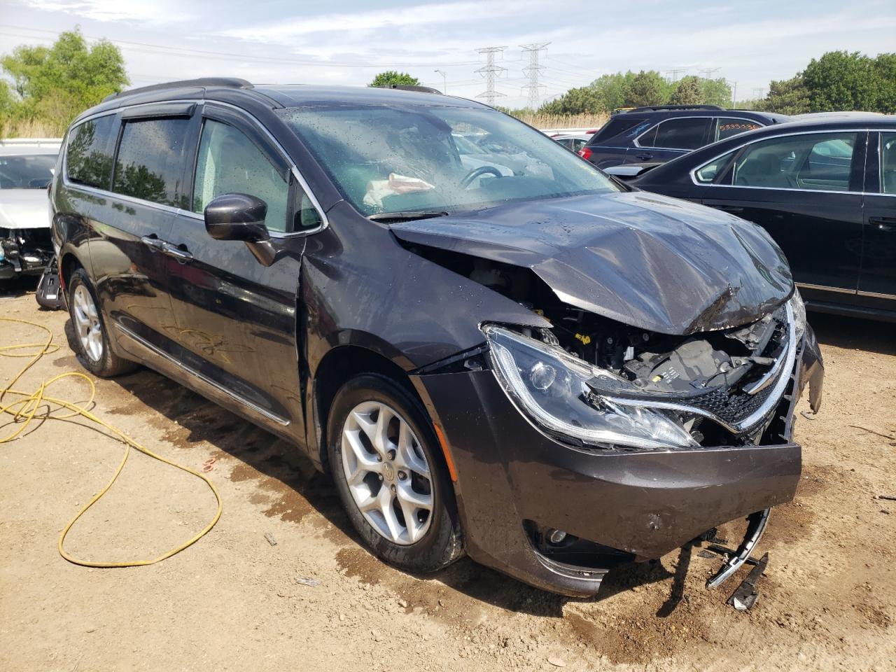 2C4RC1BG0HR533546 2017 Chrysler Pacifica Touring L