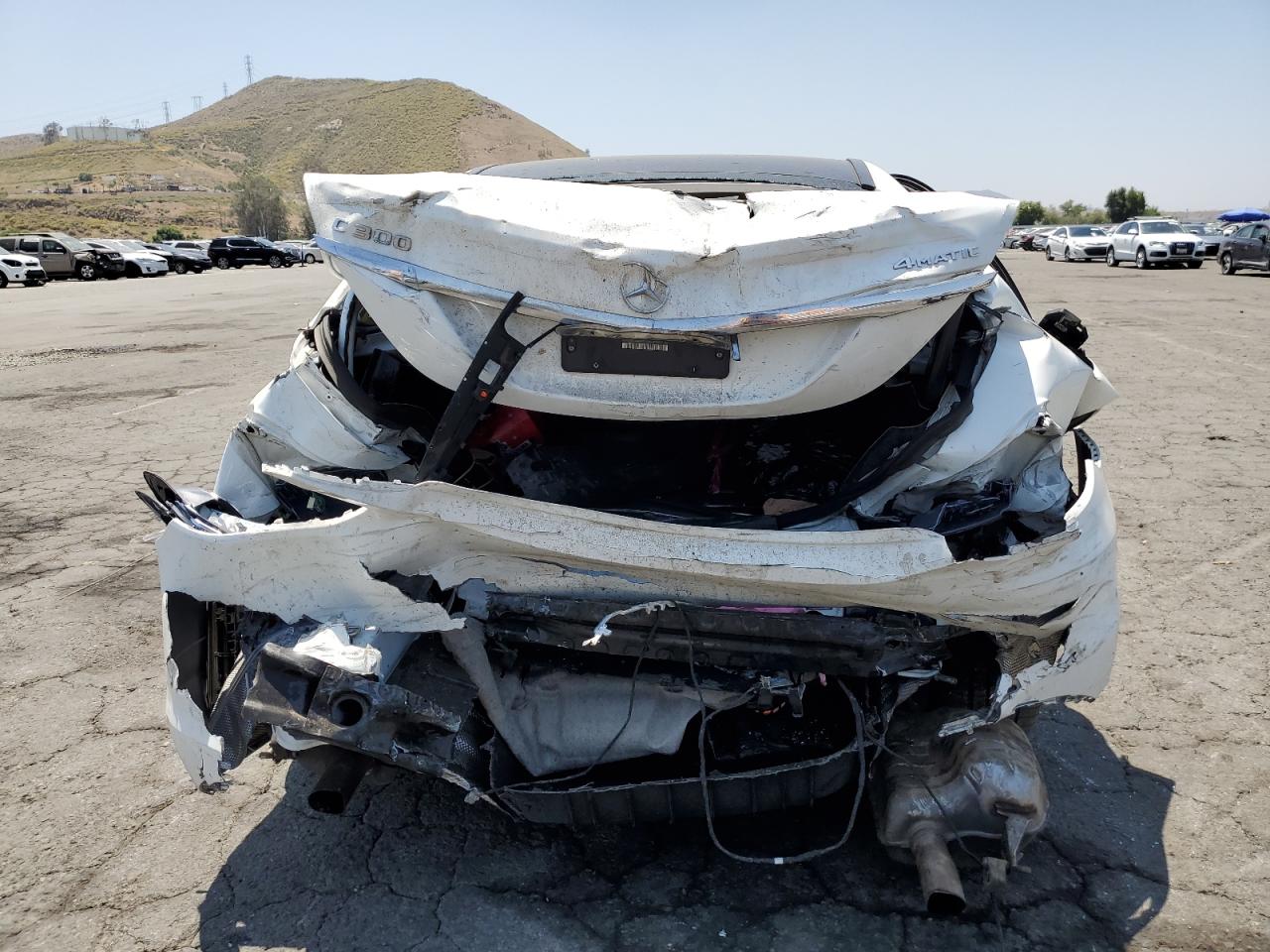 55SWF4KB9HU210431 2017 Mercedes-Benz C 300 4Matic