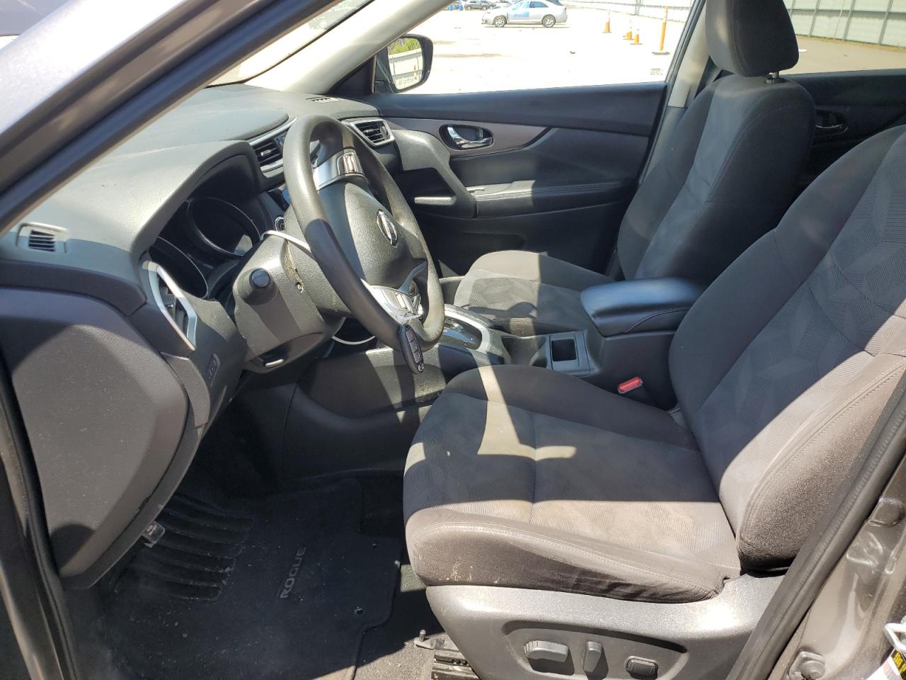 KNMAT2MV6GP619510 NISSAN ROGUE 2016