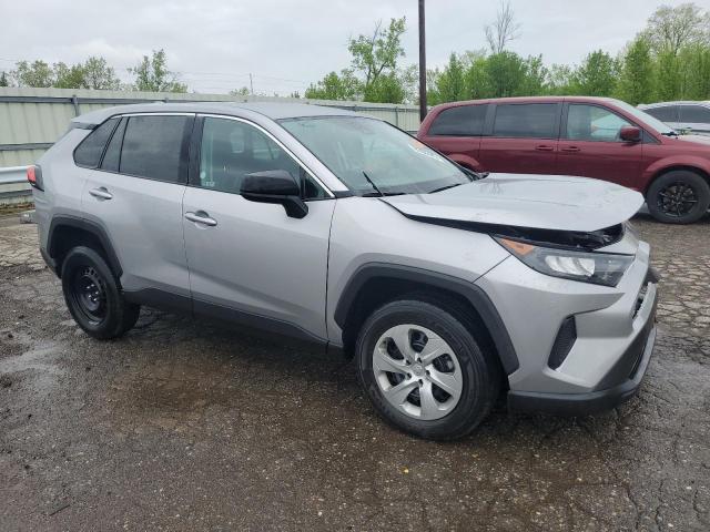 2T3H1RFVXNW186253 Toyota RAV4 LE 4