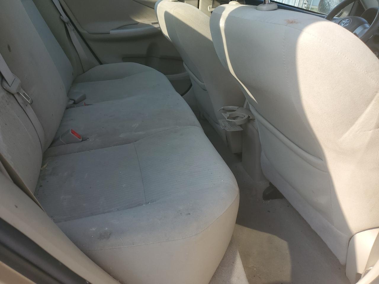 2T1BU4EE6AC459209 2010 Toyota Corolla Base