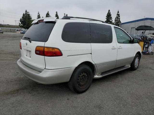 1998 Toyota Sienna Le VIN: 4T3ZF13C4WU081638 Lot: 53241574