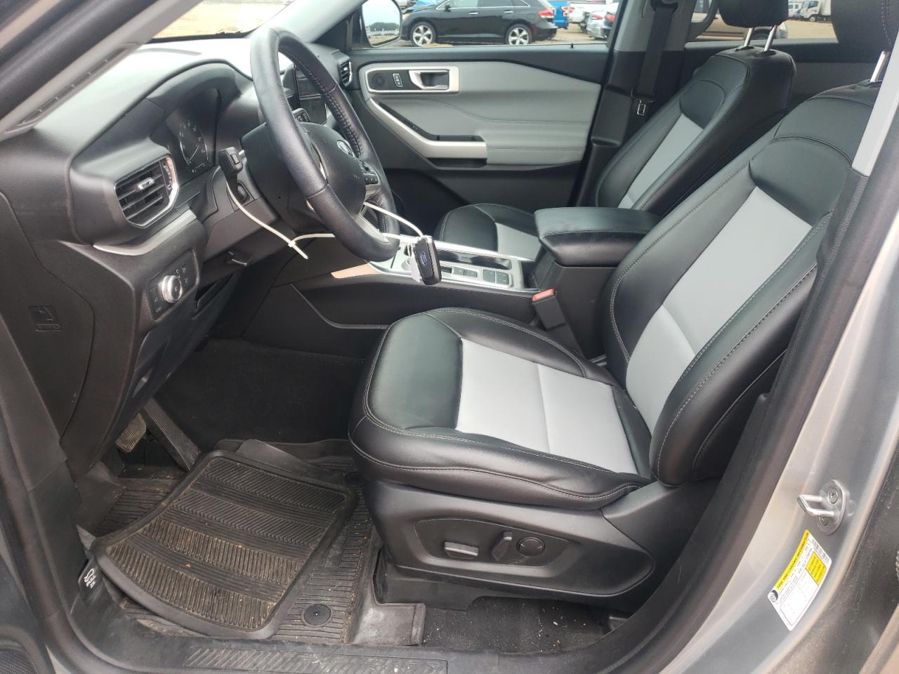 1FMSK7DH3NGC11117 2022 Ford Explorer Xlt