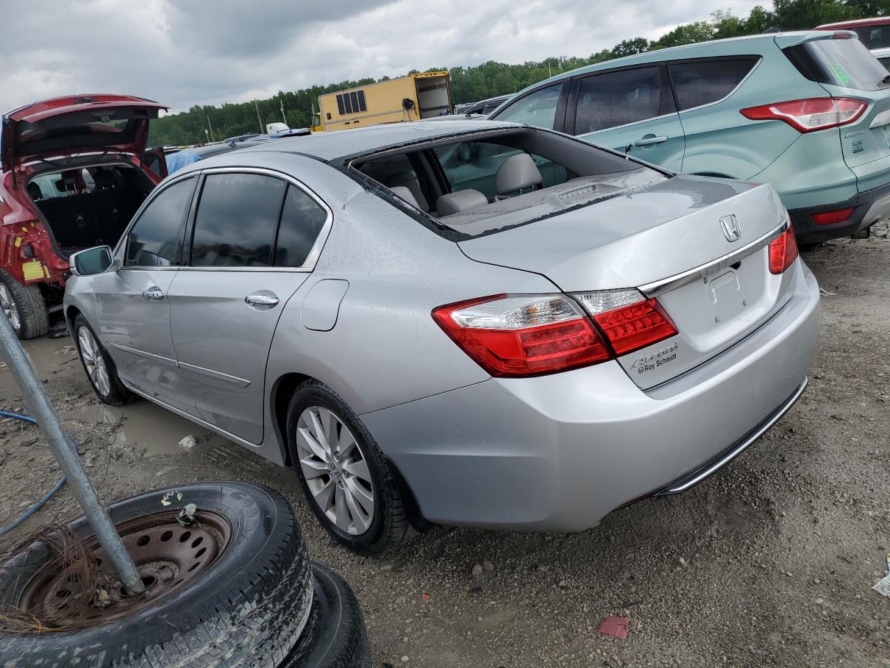 1HGCR2F82FA128398 2015 Honda Accord Exl