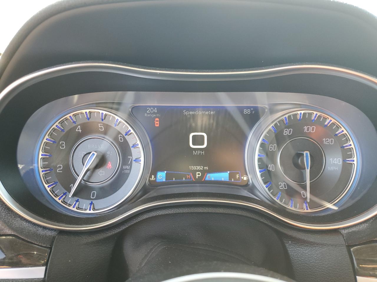 2C3CCAKG0HH587011 2017 Chrysler 300C