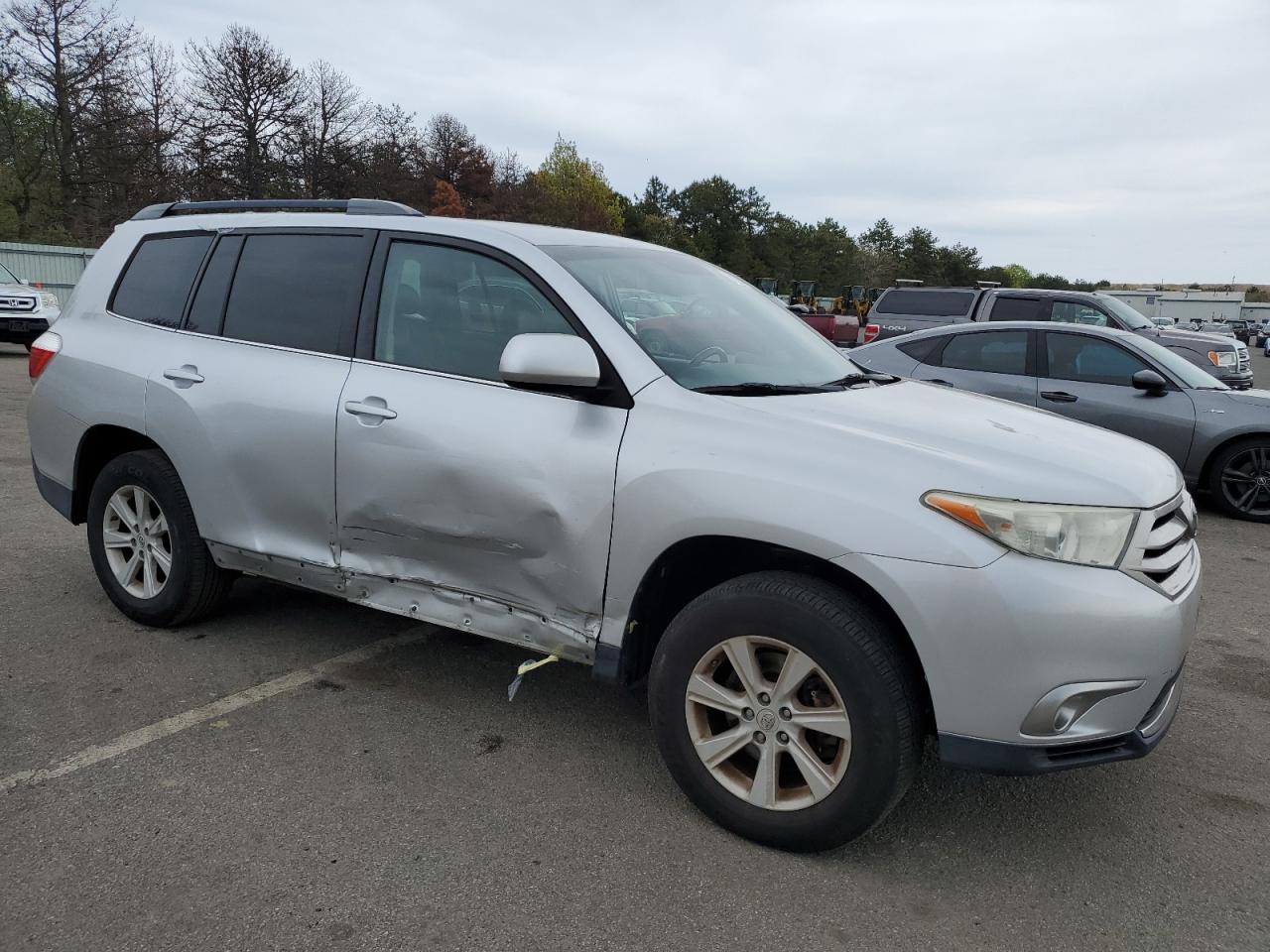 5TDBK3EH9DS202843 2013 Toyota Highlander Base