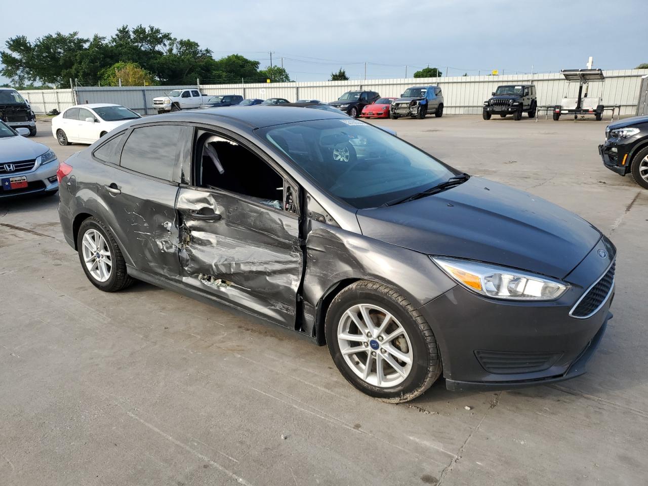 1FADP3F22HL267521 2017 Ford Focus Se