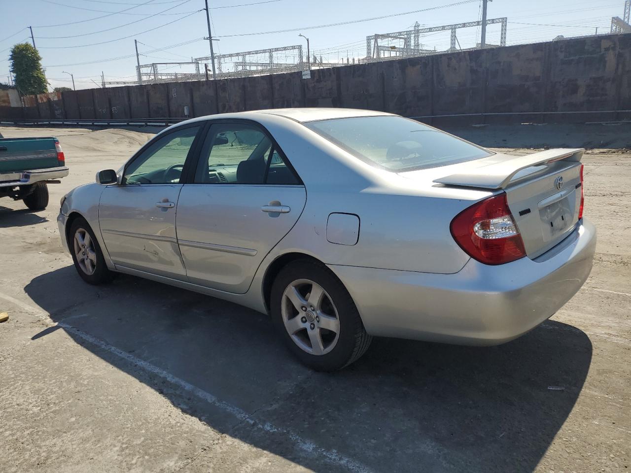 JTDBE32K330159075 2003 Toyota Camry Le