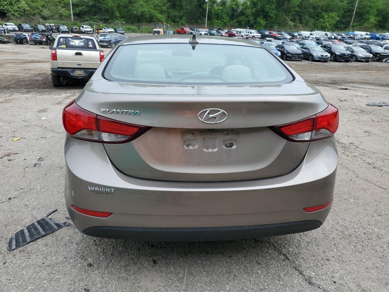 5NPDH4AE7EH457331 2014 Hyundai Elantra Se