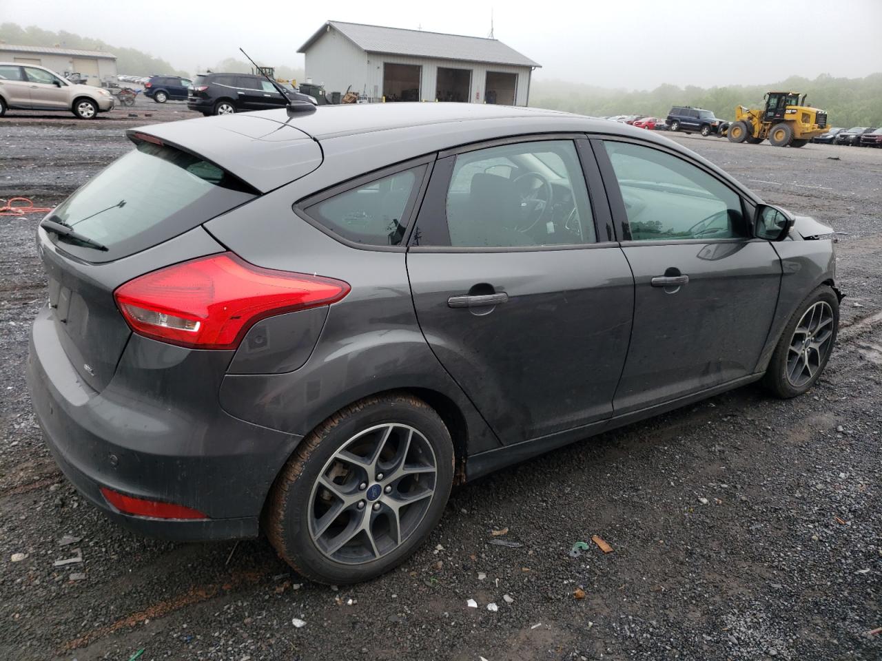 1FADP3M23JL318727 2018 Ford Focus Sel