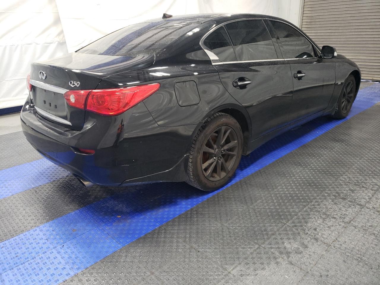 JN1EV7AR0HM837187 2017 Infiniti Q50 Premium