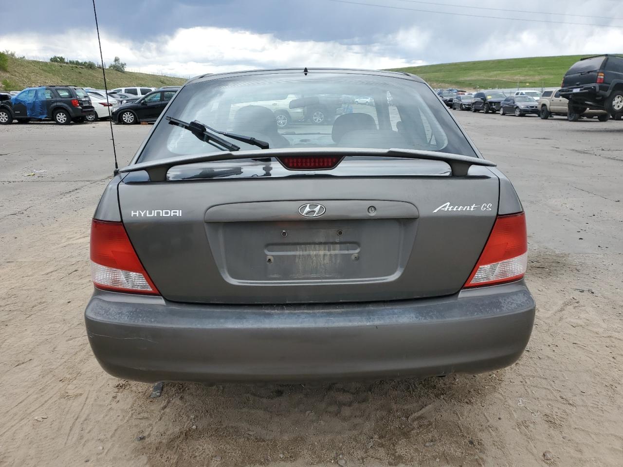 KMHCG35C32U207972 2002 Hyundai Accent Gs