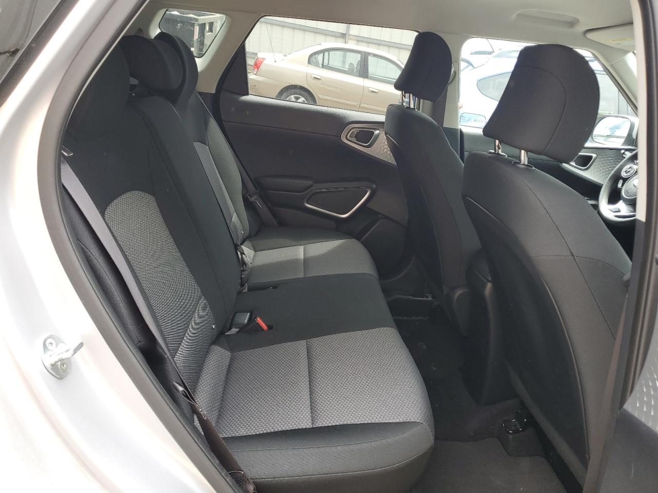 KNDJ23AU5L7108241 2020 Kia Soul Lx