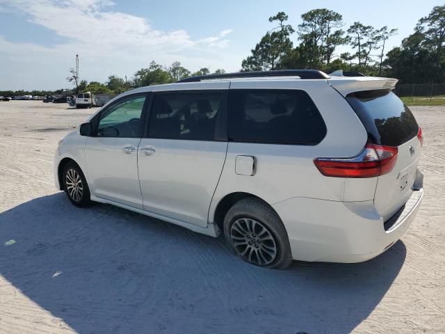 5TDYZ3DC1LS059641 Toyota All Models SIENNA XLE 2