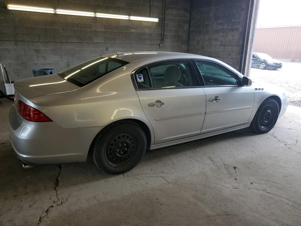 1G4HA5EM5BU120022 2011 Buick Lucerne Cx