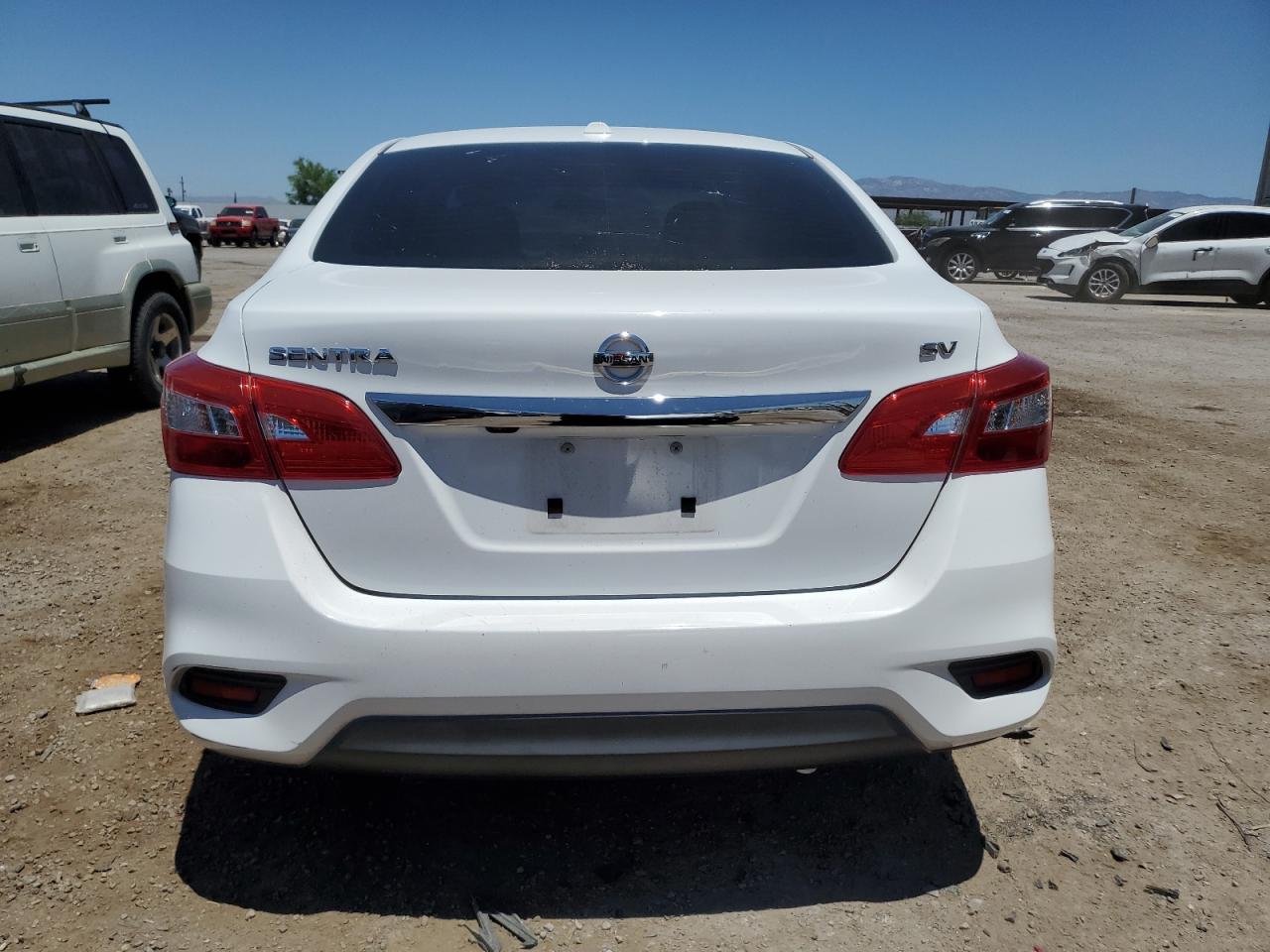 3N1AB7APXJY211784 2018 Nissan Sentra S